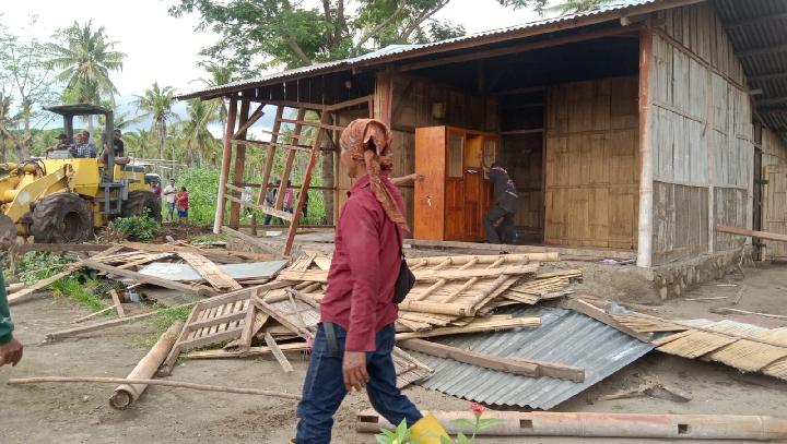 Tensions Rise in Sikka: Nangahale Residents Defend Against Corporate Intrusion