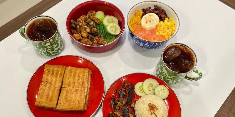 Rekomendasi 5 Tempat Makan Hits di SCBD yang Wajib Dicoba Saat Makan Siang