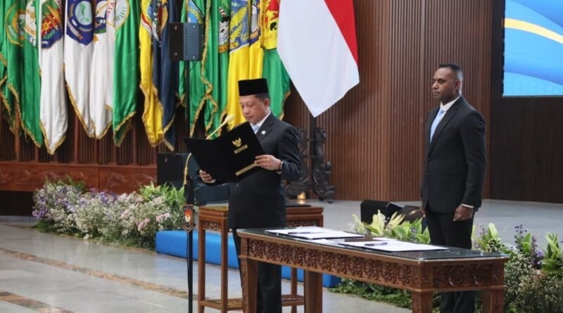 Mendagri Lantik Pejabat Baru Tekankan Kecepatan Kerja Tinggi Tim Kemendagri