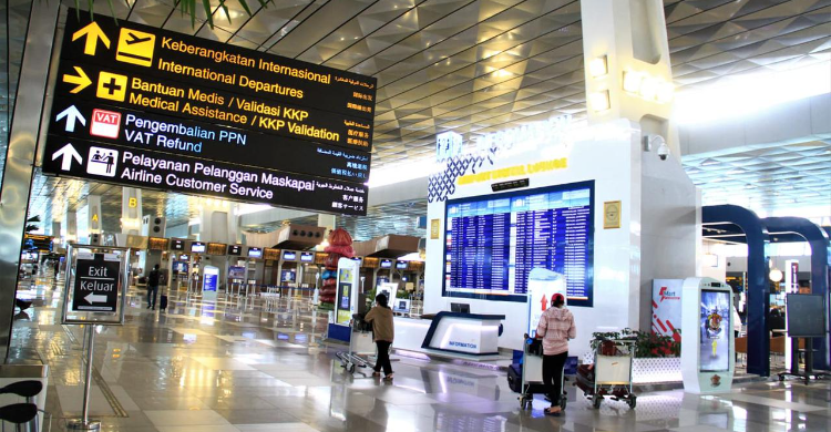 Penurunan Tarif Tiket Pesawat pada Nataru 2024/2025 Dorong Pertumbuhan Sektor Logistik dan Ekonomi Nasional