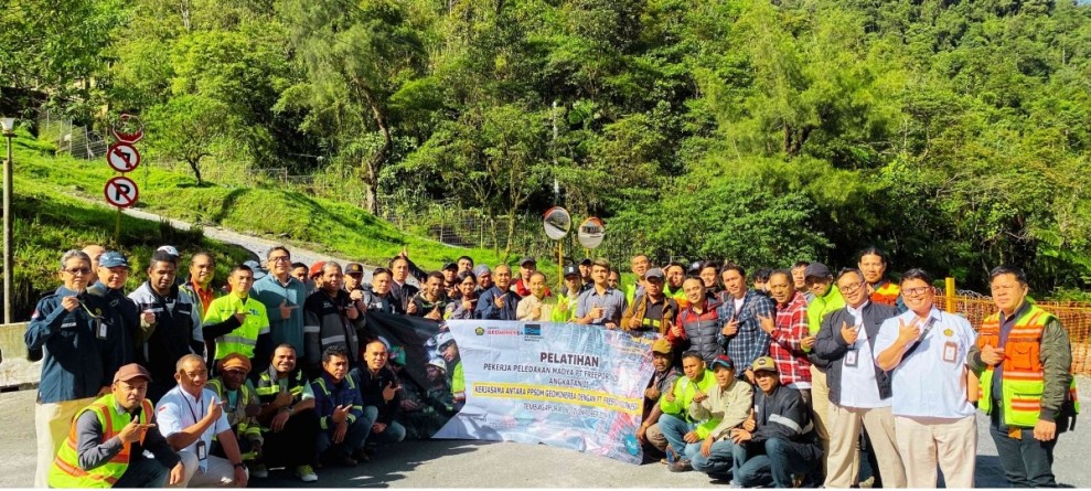 Freeport Indonesia dan PPSDM Geominerba Latih Peledakan Madya di Timika