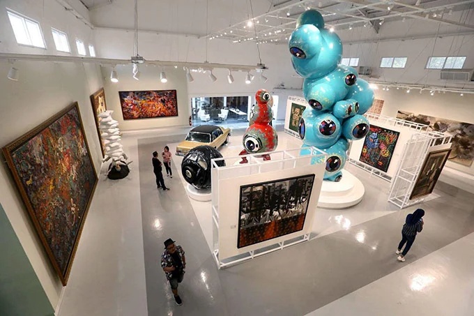 Eksplorasi Seni di Tumurun Private Museum