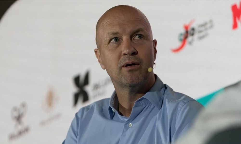 Erick Thohir Optimistis Jordi Cruyff Bisa Membawa Sepak Bola Indonesia Mendunia