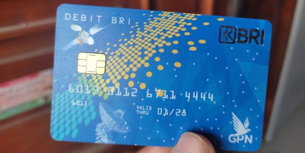 Nomor Kartu Debit BRI: Letak, Fungsi, & 3 Cara Cek 16 Digit Angkanya