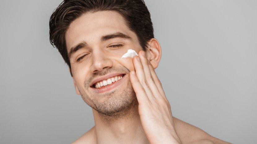 Moisturizer dan Sunscreen Kunci Perawatan Kulit Pria