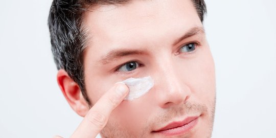 Beberapa Alasan Mengapa Pria Juga Butuh Body Serum: Kenapa Perawatan Kulit Tidak Hanya untuk Wanita