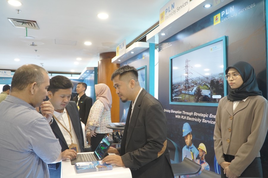 PLN Electricity Services Hadirkan OASIS Over-headlines Asset Surveillance & Inspection System di acara PLN Startup Day 2025