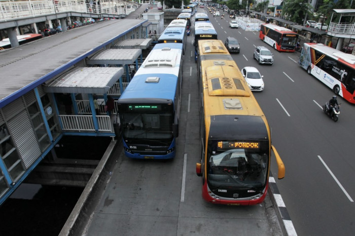 Jakarta Berikan Subsidi Transportasi Gratis Untuk Karyawan Berpenghasilan Rendah