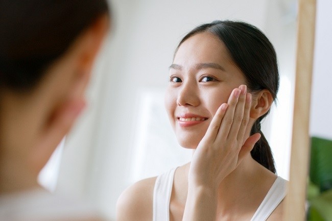 Cara Mencerahkan Wajah Kusam dengan Langkah yang Tepat
