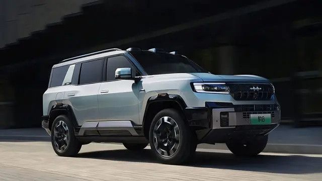 BYD Fang Cheng Bao 8 Versi 5 Penumpang Meluncur, Kombinasi Desain Futuristik