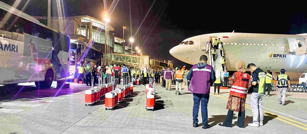 Penerbangan Perdana 399 Jemaah Haji Ke Tanah Suci dari Bandara Soekarno-Hatta