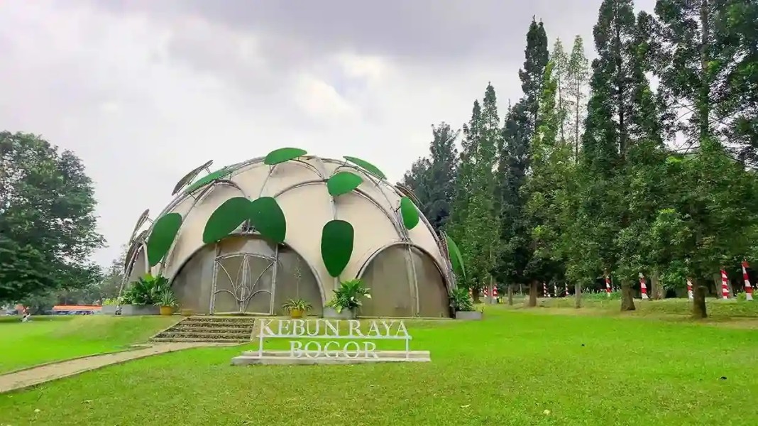 12 Wisata Seru Dekat Stasiun Bogor