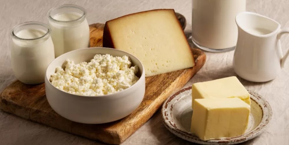 5 Jenis Makanan yang Tidak Disarankan Dikonsumsi Bersama Teh