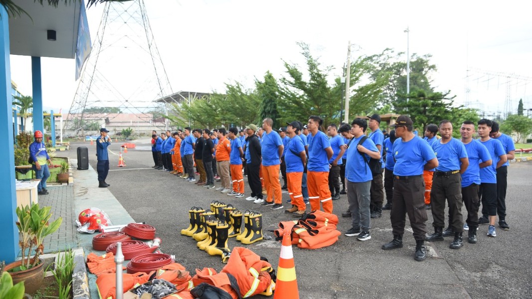 PLN UIP2B Jamali Dorong Kesiapan Personil Lewat Program Edukasi Dan Simulasi Tanggap Darurat Kebakaran