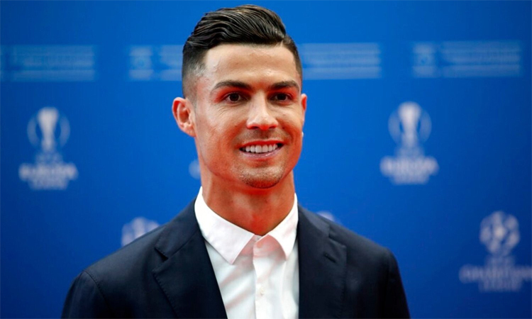 Cristiano Ronaldo Mega Bintang Sepak Bola Kunjungi Kupang untuk Misi Kemanusiaan, Beri Bantuan kepada Penderita Kanker dan Pembangunan Infrastruktur Sosial