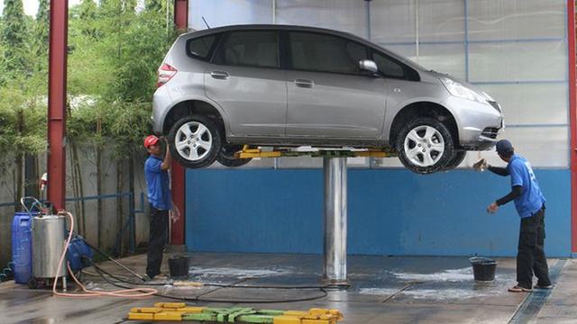 Harga Cuci Mobil Hidrolik, Kelebihan, dan Tips agar Aman