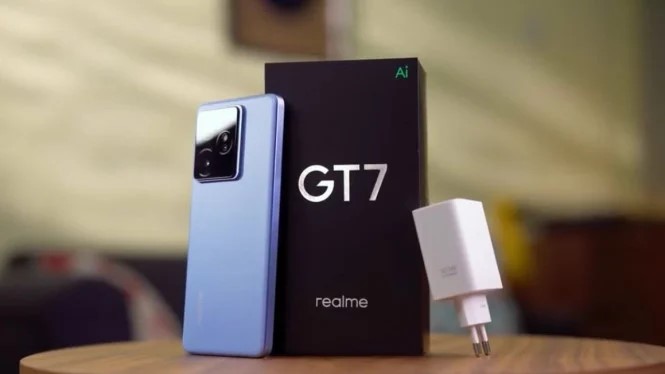 Realme GT 7 dengan Baterai Monster 7000mAh dan Performa Flagship Terbaik 2026