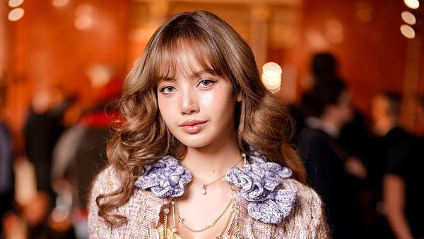 Syuting Film Internasional Lisa BLACKPINK di Indonesia Picu  Perhatian Publik