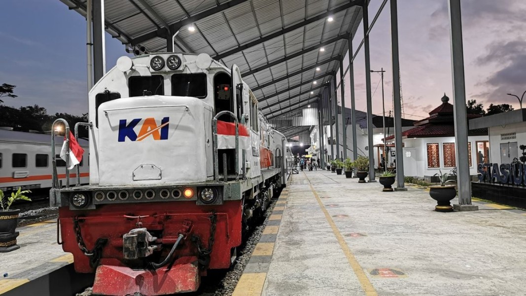 Kereta Api Selama Liburan Sekolah: Cermin Kebutuhan Mobilitas Masyarakat Kereta Api Selama Liburan Sekolah: Cermin Kebutuhan Mobilitas Masyarakat