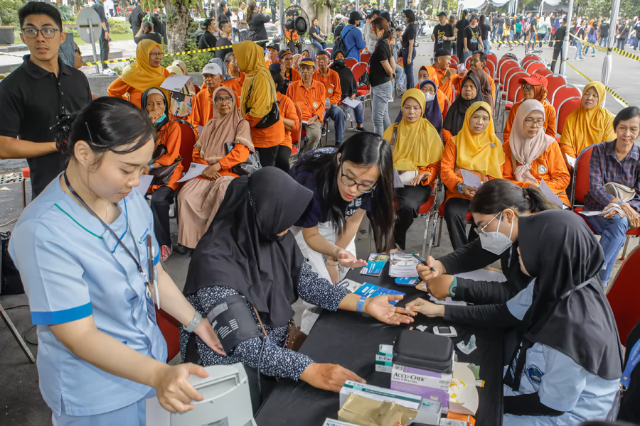 Cek Kesehatan Gratis Untuk Masyarakat Lumbungrejo