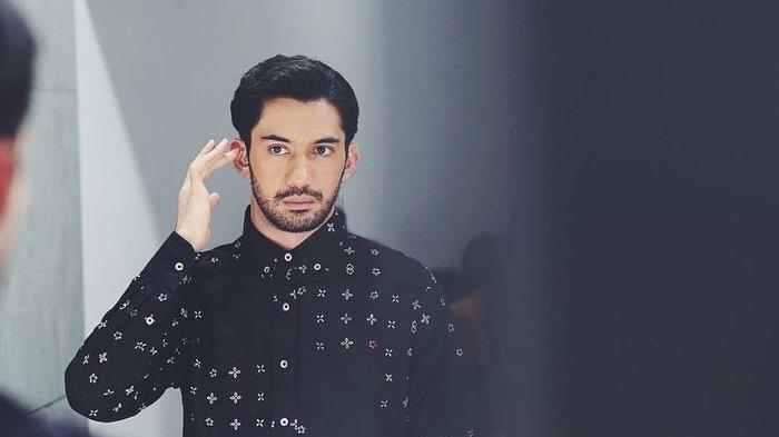 Profil Reza Rahadian: Dari Masa Kecil hingga Aktor Papan Atas