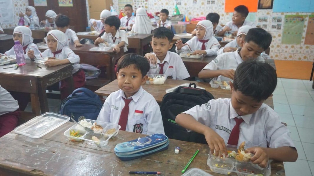 Program Makan Bergizi Gratis Dinyatakan Berhasil oleh Pemerintah