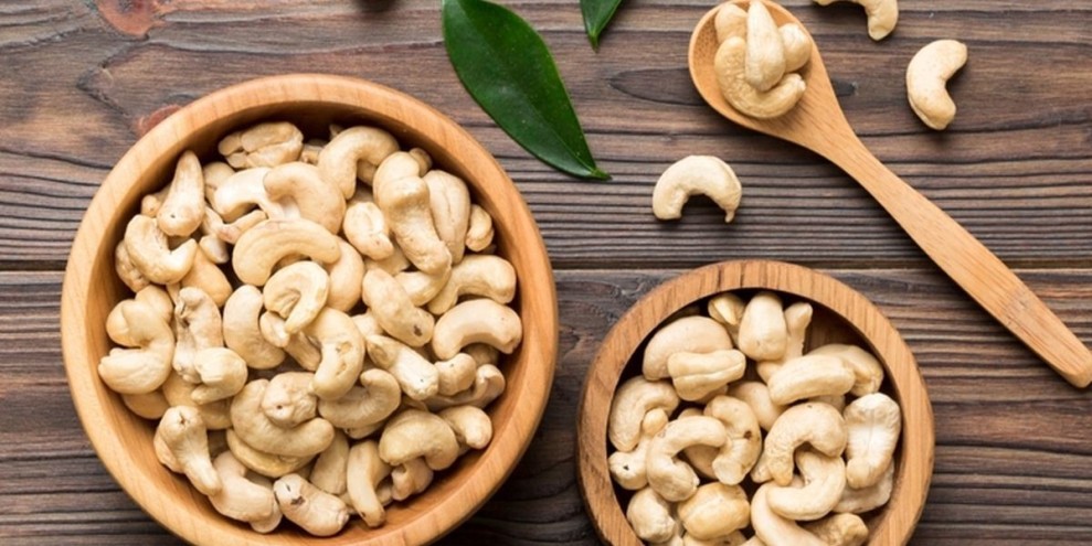 Kacang Mete Aman Dikonsumsi Penderita Asam Urat Tanpa Rasa Khawatir Berlebih