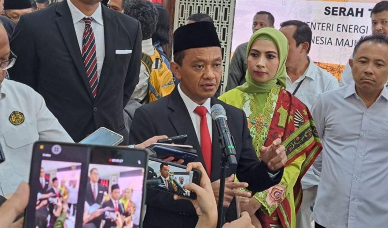 Menteri ESDM Bahlil Lahadalia: Pabrik Baterai EV Karawang Bisa Turunkan Impor