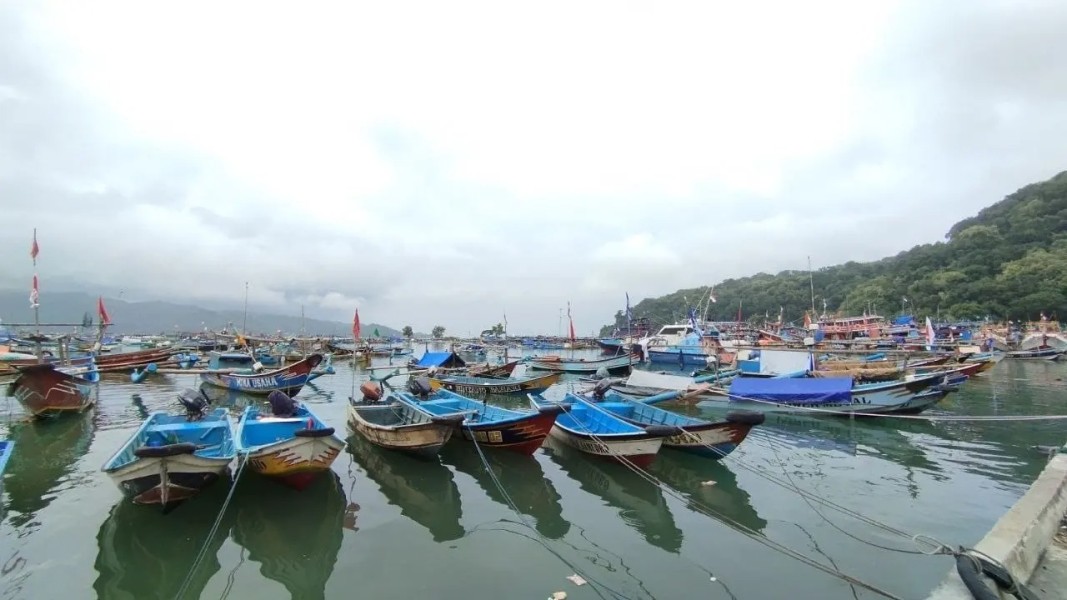 Transportasi Laut Lumpuh, Warga Ende Terisolasi