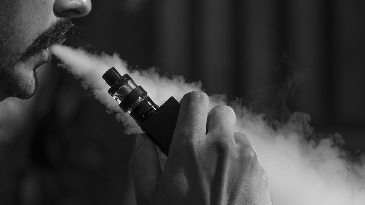 Pengawasan Kesehatan Didesak Usai Terungkapnya Kandungan Obat Keras dalam Vape