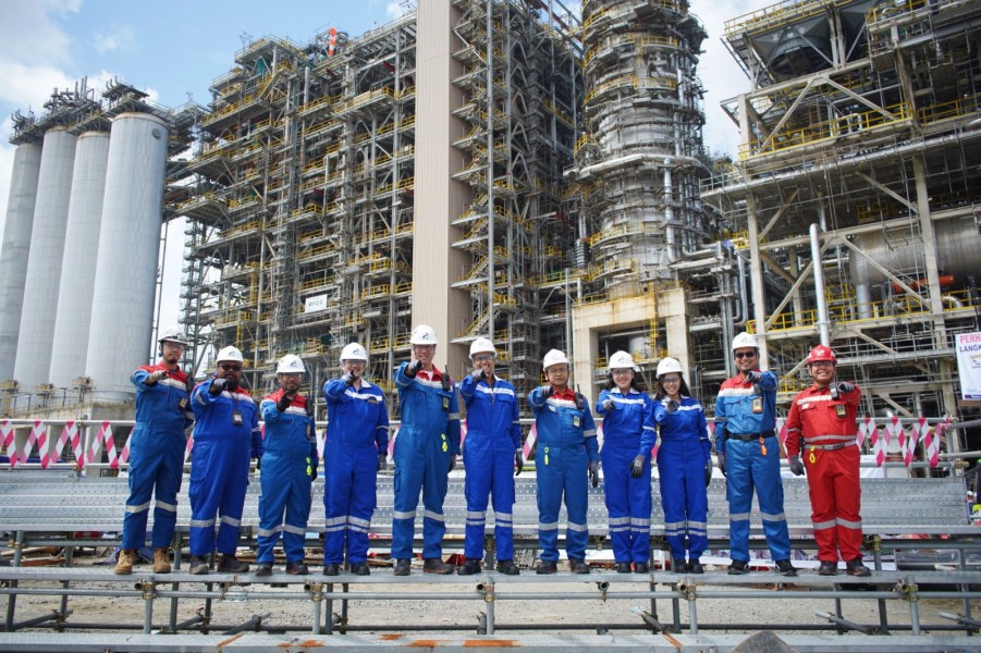 Tenaga Ahli Menteri ESDM Tinjau Inovasi dan Kesiapan Kilang Pertamina Unit Balikpapan untuk Dukung Ketahanan Energi Nasional
