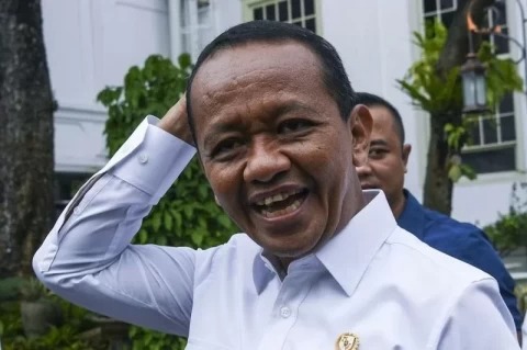 Bahlil Menegaskan Stok BBM Nasional Aman Meski Stok Shell Sempat Kosong