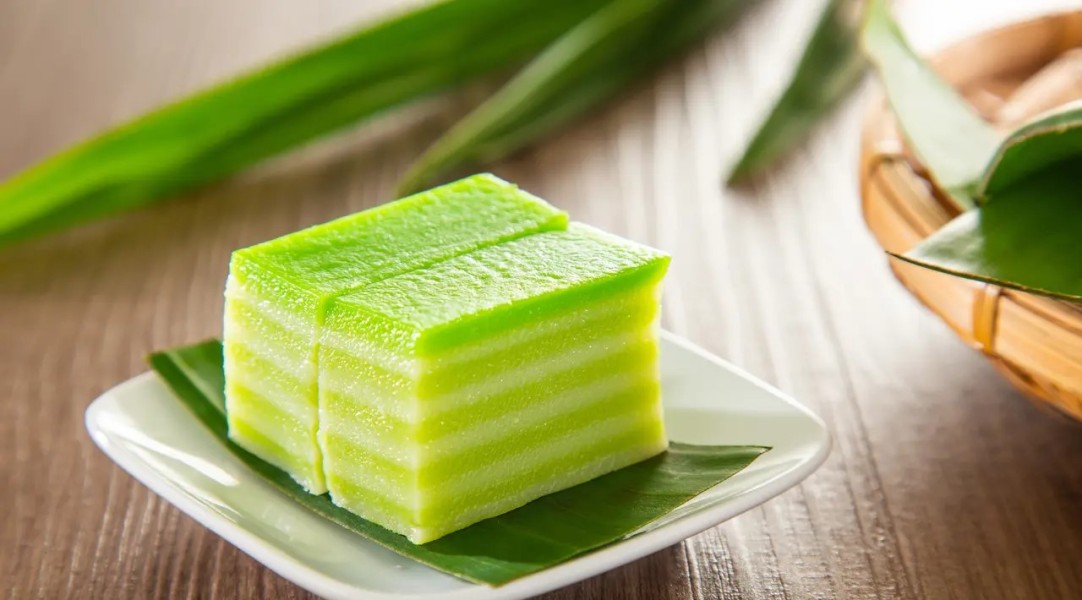 Tak Perlu Kukusan, Ini Cara Praktis Membuat Kue Lapis Magic Com Anti Bantat