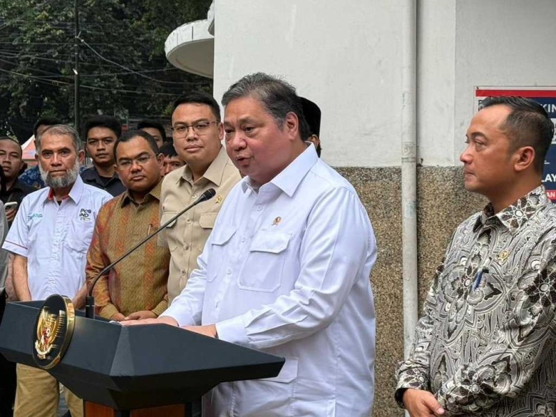 Pemerintah Pastikan Tak Ada Tambahan Stimulus di Akhir 2025, Airlangga: Rp30 Triliun BLT Sudah Cukup Dorong Ekonomi