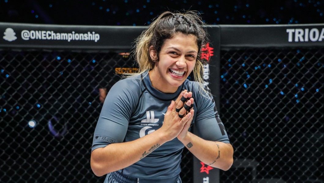 Legenda Brasil Bia Mesquita Tampil Perdana UFC Legenda Brasil Bia Mesquita Tampil Perdana UFC