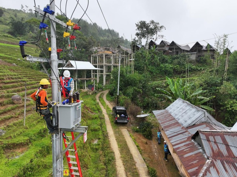 Listrik PLN Masuk Pedalaman Kaltara