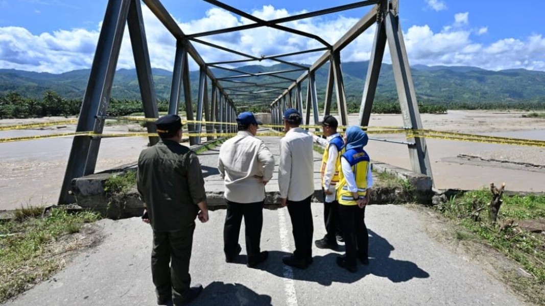 Presiden Prabowo Pastikan Perbaikan Jembatan Rusak Pasca Banjir Aceh