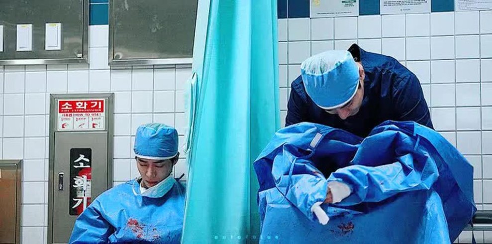 The Trauma Code: Refleksi Idealisme Dokter Bedah dalam Drama Pelik Dunia Medis