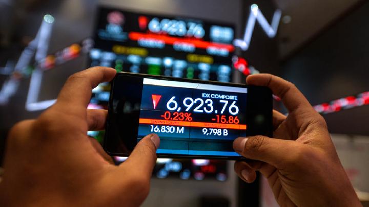 Saham Perbankan Tekan IHSG, Indeks Melemah 0,18 persen