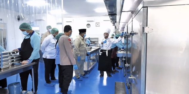 Prabowo Resmikan SPPG Polri dan Program Makan Bergizi Gratis