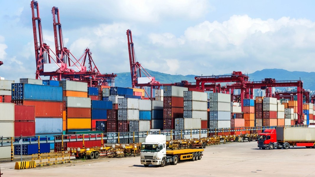 Pergantian Tahun JICT Pastikan Rantai Pasok Logistik Tetap Berjalan