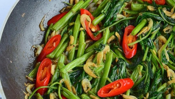 Rahasia Resep Oseng Kangkung Tetap Hijau, Gurih, dan Sedap 2025