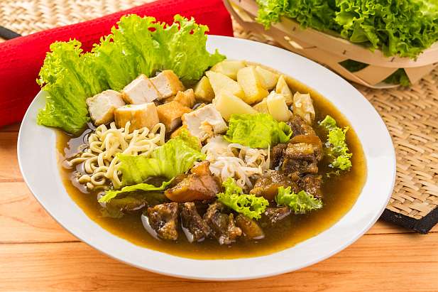 Nikmati Tahu Campur Lezat di Malang