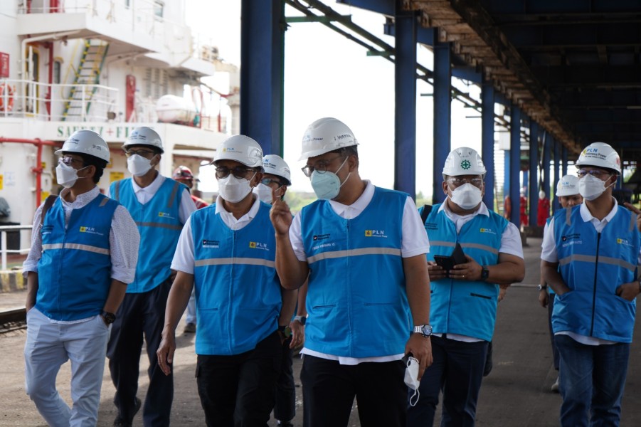 Dedikasi Integratif Mengamankan Energi Nasional Saat Ramadhan Bersama PLN Indonesia Power Demi Menjamin Keandalan Sistem Kelistrikan
