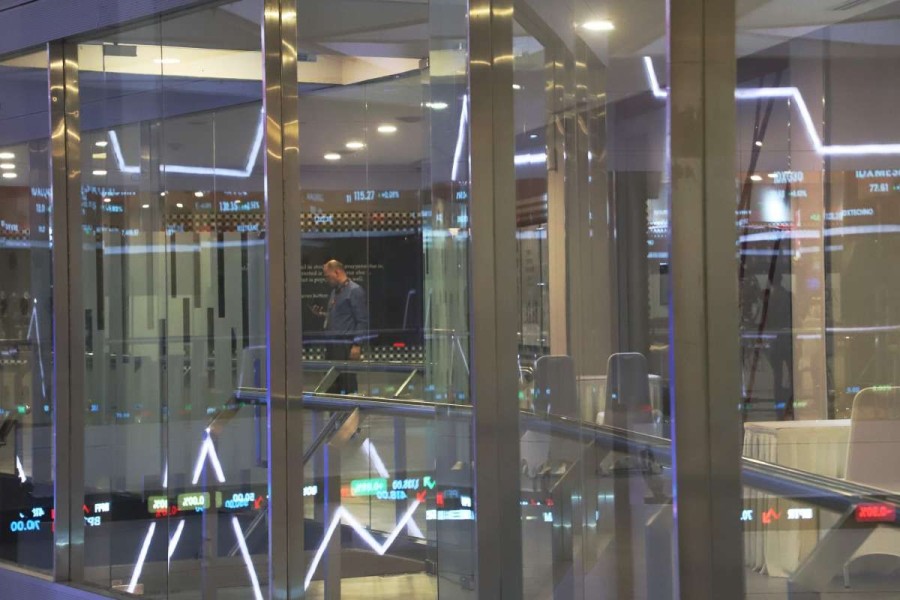 IHSG Naik Empat Hari, Net Sell Asing Jadi Sorotan