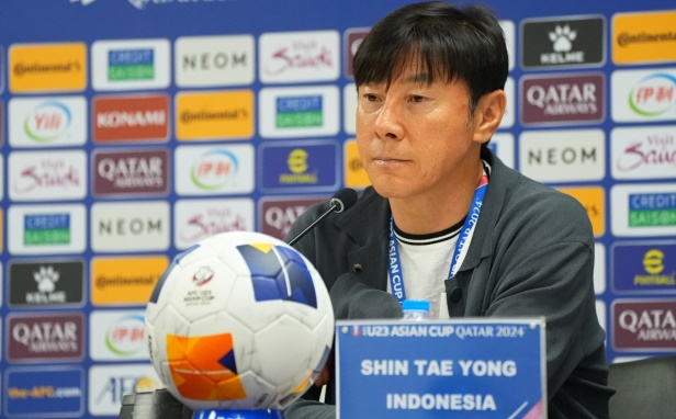 Shin Tae-yong Bantah Kembali, Nasib Patrick Kluivert Terancam