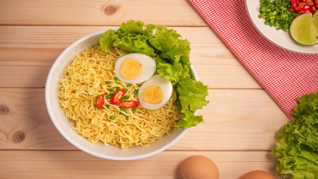 11 Kesalahan Masak Mi Instan yang Sering Terjadi dan Bikin Cepat Enek