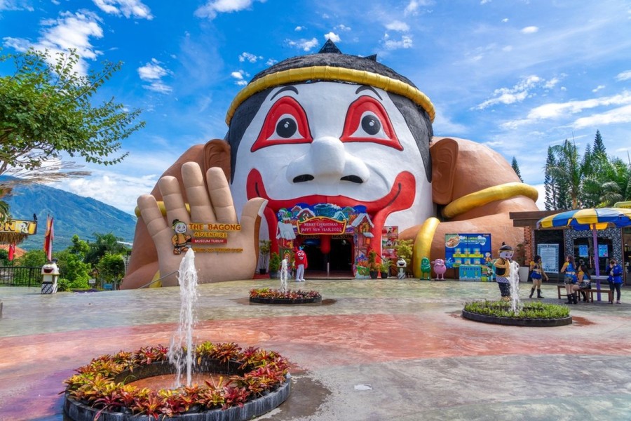 Jatim Park 2025: Wahana Seru dan Panduan Liburan di Batu