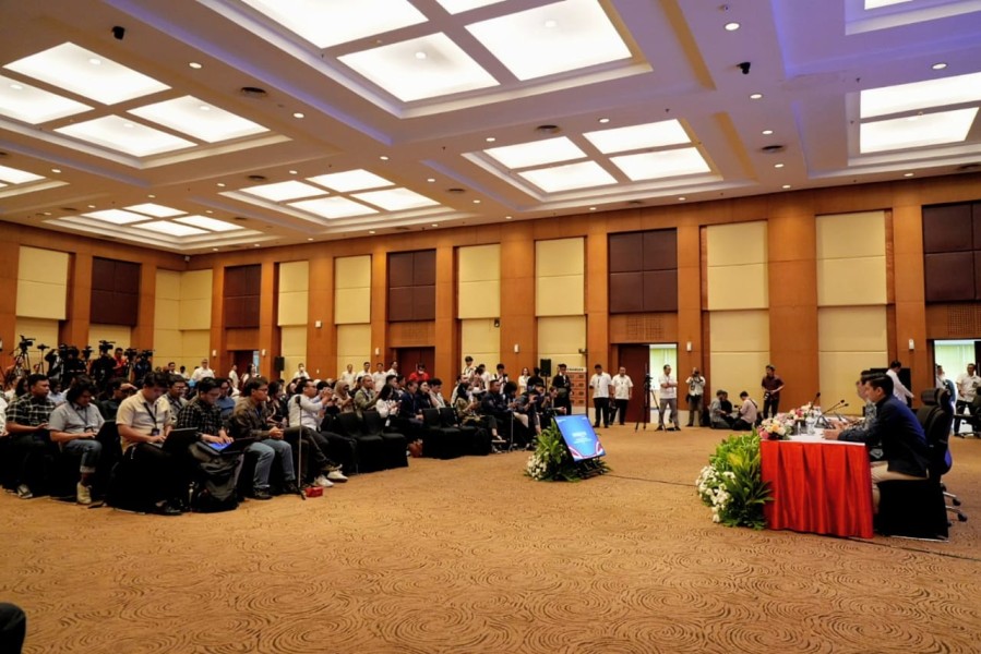 Badai Ekonomi Global Ancam Emiten Perbankan: Saham KBMI IV Terpuruk Akibat Kinerja di Bawah Ekspektasi