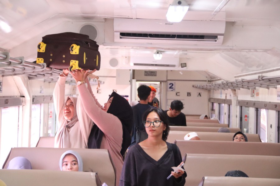 Penumpang Kereta Api di Sumbar Naik 3 Persen Saat Libur Nataru 2024 sampai 2025